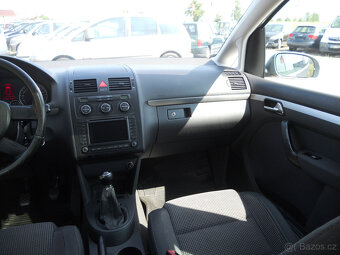 Volkswagen Touran 2.0 TDi 103Kw - 14