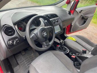 Seat Altea 1,6i 75kW - 14