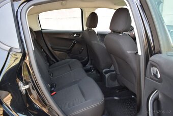 Peugeot 208 1.2i/5DVÉŘ/ČR/1MAJ/2017/129TKM - 14