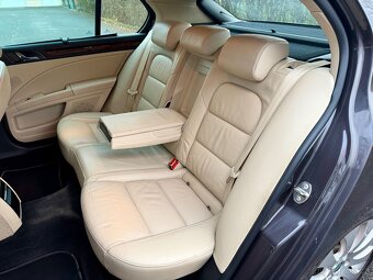 Škoda Superb 2.0TDI 103KW DSG ELEGANCE - 14