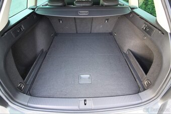 PASSAT B8, 2.0Tdi-110kw,6st.m,HIGHLINE,Navi,LED,2017/190tkm - 14