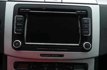 Volkswagen Passat 1.9 TDI 77kw - 14