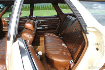 1976 Ford Country Squire 400 V8 - 14