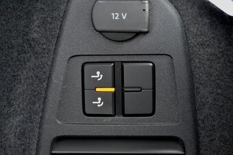 Volkswagen Touareg 3.0 TDI V6 170kW 4MOTION Tiptronic Navi - 14