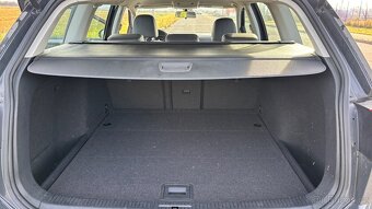 Volkswagen Golf Variant - 1,6tdi - 77kW - havarovaný - 14