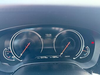 BMW 540i G31 xDrive - 14