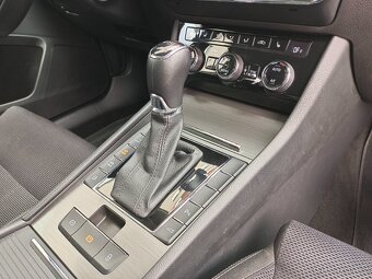 Škoda Superb 3 iV Combi Style 1.4TSI 160kW 119tkm Webasto Qi - 14
