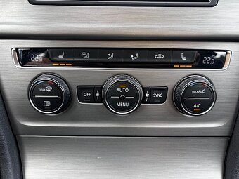 VW Golf 1.4 TSi, 2017, xenony, navi, masáž, vyhř.sed,, tažné - 14