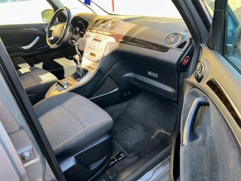 Ford Galaxy 2.0 tdci - 103 kw nafta, 7 míst, nová stk - 14