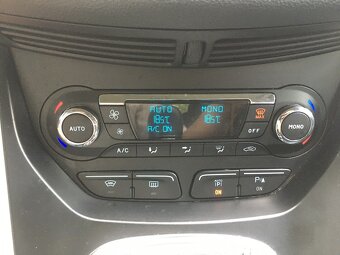 FORD GRAND C-MAX II 2.0TDCi 103kW TOP STAV 149t.km - DPH - 14