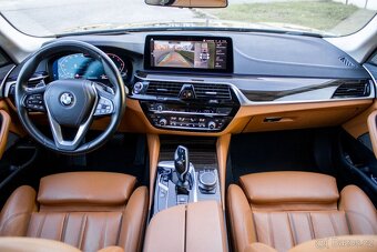 BMW Rad 5 530iX HEV G30 AT/8 2020 /AJ NA SPLÁTKY/PROTIÚČET - 14