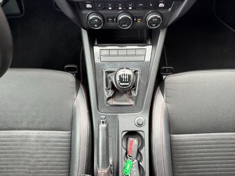 Škoda Octavia,  2.0 TSI 162 KW RS KEY-LESS - 14