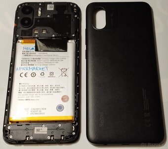 Prodám Xiaomi Redmi A2, nový displej + baterie, Stav A - 14