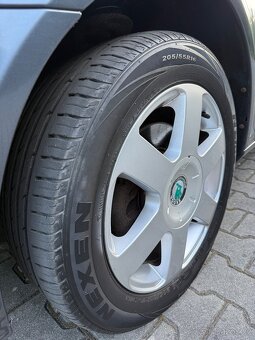 Skoda Octavia 2 combi 2.0TDI 103kw 2011 common-rail - 14