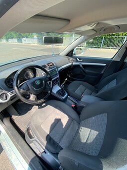 Škoda octavia II 1.6 TDI - 14