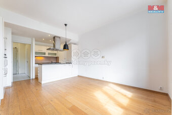 Prodej bytu 3+kk, 70 m², Praha 7, ul. Na Maninách - 14