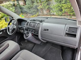 VW Caravelle Long 2.0 TDI 103kW,9.Míst,Tažné,Navi,Serviska. - 14