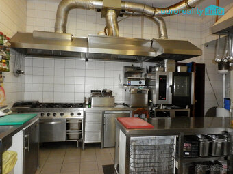 Pronájem, restaurace, 395 m2, Praha 9 - 14
