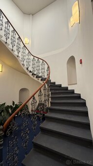 Trofejní nemovitost v centru Hradce Králové - 14