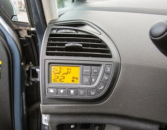 Citroën Grand C4 Picasso,  1.6 Benzín, 2011, automat, 7 míst - 14