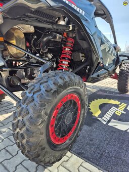 CAN-AM Maverick R MY25 předváděcí, 161km - 14