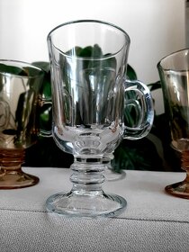 Skleněné poháry, misky, sklenice na kávu a jiné.. - 14