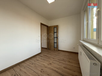 Pronájem bytu 3+1, 56 m², Karviná, ul. Haškova - 14