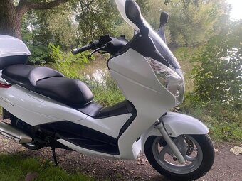 Honda S Wing 125 - 14