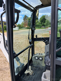 Bobcat E19, rok 2015 - 14