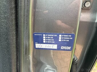 Outlander PHEV hybrid najeto pouze 162000 km - 14