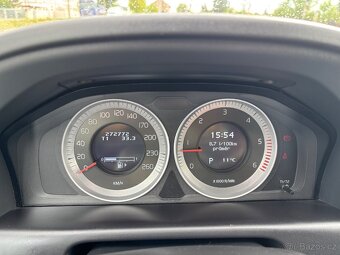 Volvo XC60 D5 AWD 2,4 151kW - 14