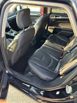 Ford Mondeo 2015 rok 2.0 tdci 110 kw ve nejlepší výbavě - 14