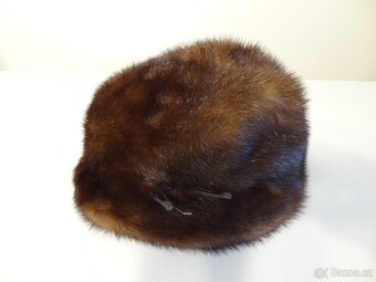 NOREK. Starší kožešina. Čepice - 14