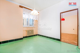 Prodej bytu 3+1, 91 m², Hradec Králové, ul. Škroupova - 14