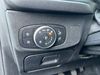 2020 FORD Focus IV kombi 1,5nafta - 14