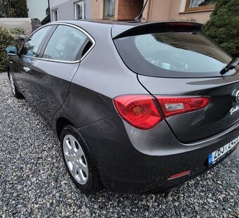 Alfa romeo Giulietta 1,6 JTDM,2010,klima,sada pneu - 14