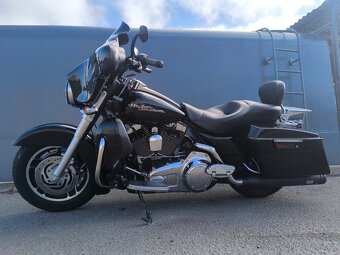 Harley Davidson FLHX Street Glide TOP STAV EU verze - 14