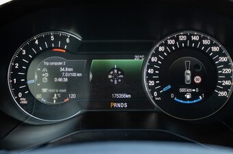 Ford Edge 2.0 TDCI Bi-Turbo 154,5kW (2016) - 14