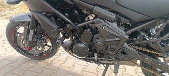 Kawasaki Versys 650 - 14