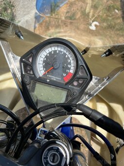 sv650s okruhovka - 14