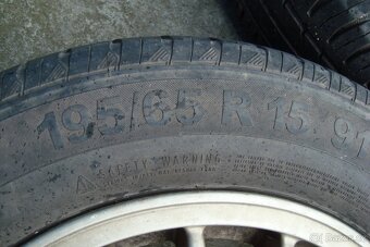Audi 100-Retro kola 15" - 14
