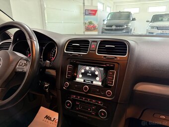Volkswagen Golf 6 1,6 TDI MATCH VÝHŘEV ČIDLA - 14