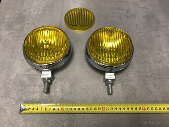 Světla, blinkry, skla, vnitřní zpětné zrcátko na Škodu 1000 - 14