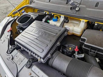 IVECO daily najeto 105.000 km, do 3,5 tuny - 14