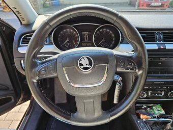 Škoda Superb II Combi 2.0 TDI 125 kW Elegance - 14