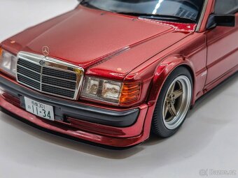 Mercedes 190 E 1:18 Ottomobile - 14