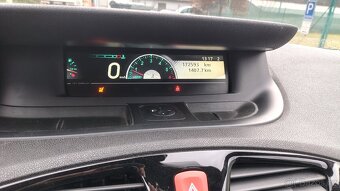 Renault Megane Scenic 3 1,5 dci - 14