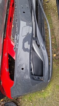 VW Passat B8 ,2x kapota lampy blatníky výztuha pr. světlo - - 14