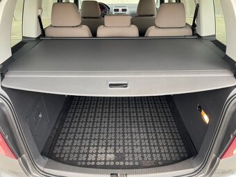 Volkswagen Touran 2.0 TDI 5MÍST DVĚ SADY KOL TAŽNÉ - 14