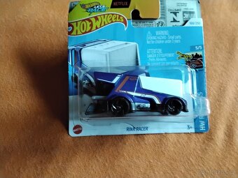 Hot Wheels 8 - 14